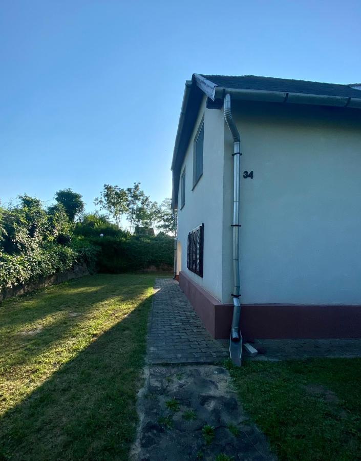 Toereki 34 Vendeghaz Apartment Siofok Bagian luar foto